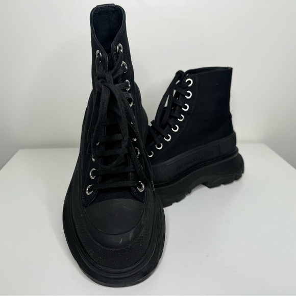Alexander McQueen Black Tread Slick Boots - Size 38 - Picture 2 of 11